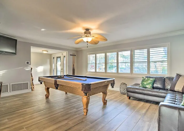 Walkable Waterfront Paradise: Home In Clearwater! Holiday home Clearwater Beach