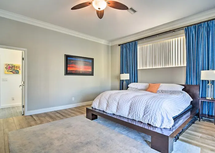 Holiday home Walkable Waterfront Paradise: Home In Clearwater! Clearwater Beach